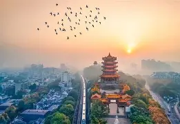 mk体育-武汉三镇2-2成都蓉城，学渣逆袭学霸，邓老师如何点石成金？